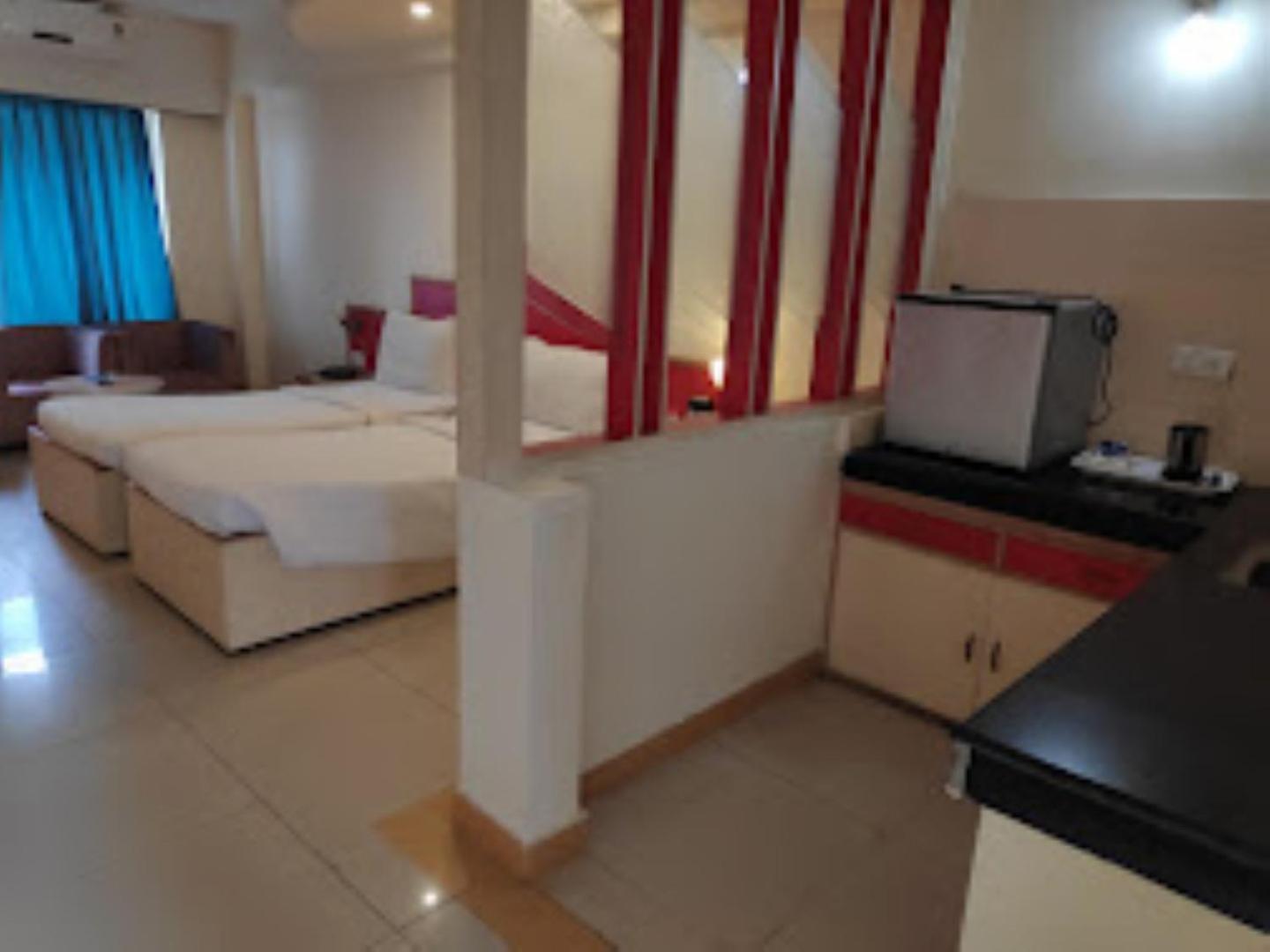 Blue Lily Beach Resort Puri Esterno foto